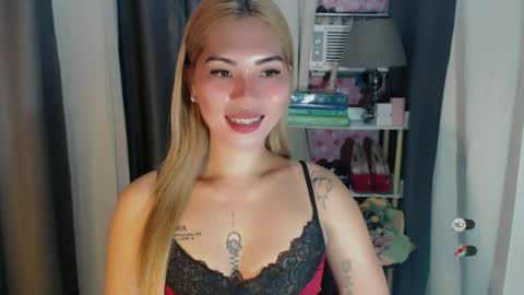 andrea06121998 online show from July 1, 11:34 am