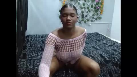andrea1_ebony online show from November 13, 9:14 pm
