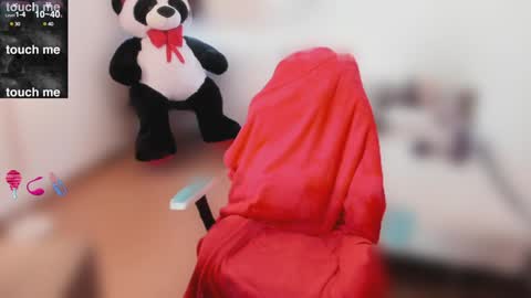 Snapshot of andrea_bonnie chatting on February 2, 3:17 pm andrea_bonnie online show from February 2, 3:17 pm