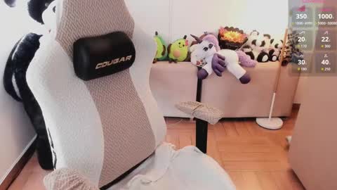 andrea_bonnie online show from February 28, 9:27 pm