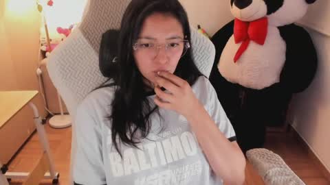 andrea_bonnie online show from March 20, 1:32 am