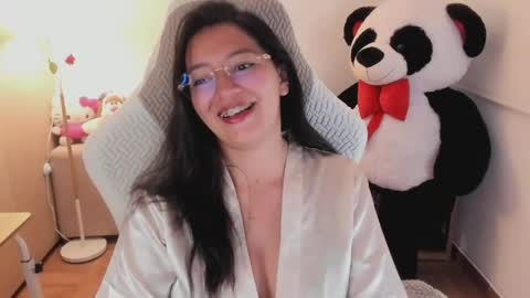 andrea_bonnie online show from March 21, 12:15 am