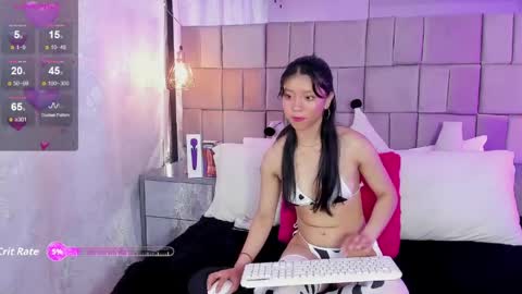 andrea_carocaro online show from April 4, 12:46 pm