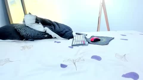 Snapshot of andrea_cherryy_ chatting on March 5, 3:19 pm Andrea Cherry online show from March 5, 3:19 pm