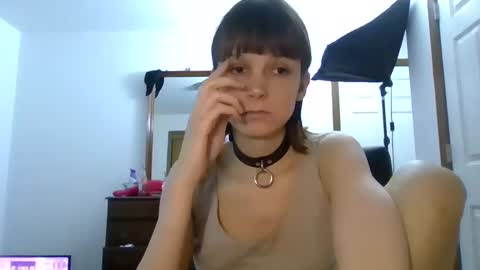 Snapshot of andrea_davenport chatting on December 4, 3:26 am andrea online show from December 4, 3:26 am