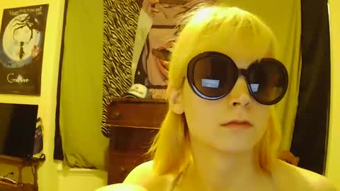 andrea online show from December 22, 11:57 pm
