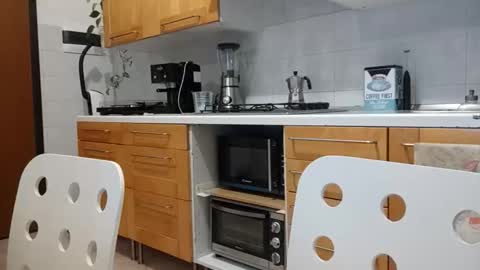 Snapshot of andrea_feetlover chatting on January 8, 6:37 am andrea_feetlover online show from January 8, 6:37 am