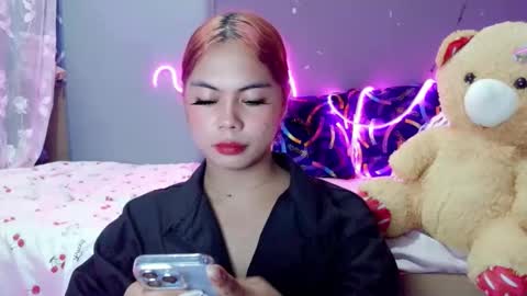 andrea_lovesyou online show from May 9, 12:10 pm