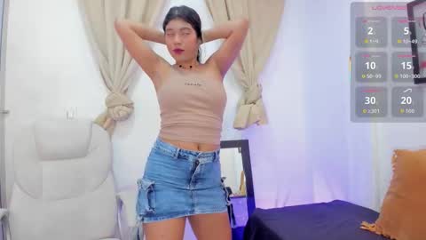 Andrea online show from October 10, 7:35 pm