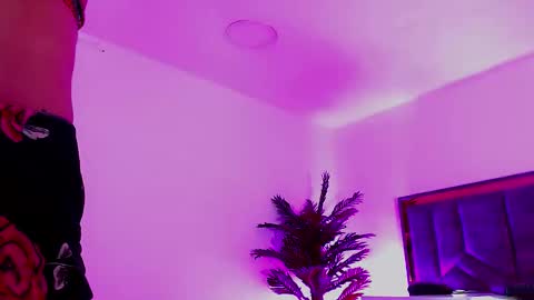 Snapshot of andrea_sexdollx chatting on February 18, 4:30 am ANDREINA online show from February 18, 4:30 am