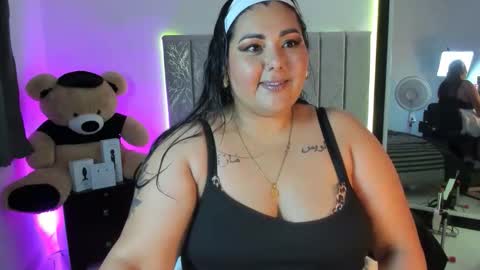 Snapshot of andreaakinky chatting on September 28, 8:09 am andreaakinky online show from September 28, 8:09 am