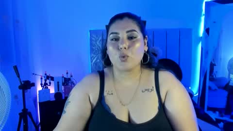 Snapshot of andreaakinky chatting on October 30, 8:16 am andreaakinky online show from October 30, 8:16 am