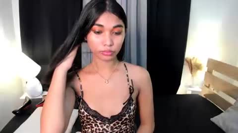 Snapshot of andreajane69 chatting on November 14, 7:01 pm andreajane69 online show from November 14, 7:01 pm