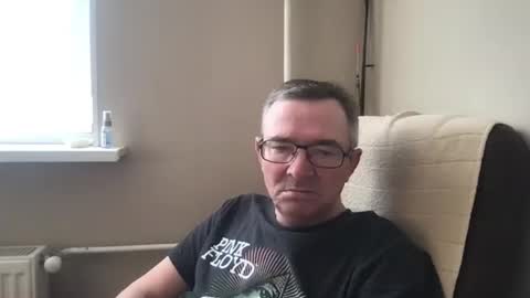 Snapshot of andreass60 chatting on March 19, 6:28 am andreass60 online show from March 19, 6:28 am