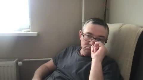 Snapshot of andreass60 chatting on April 15, 10:55 am andreass60 online show from April 15, 10:55 am