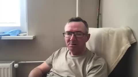 Snapshot of andreass60 chatting on April 22, 6:16 am andreass60 online show from April 22, 6:16 am