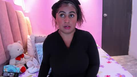 A n d r  e a S w e e t  online show from November 5, 8:09 pm