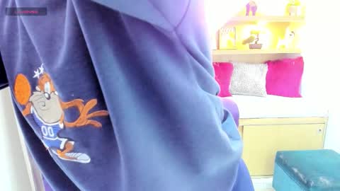 Andre Castaneda online show from November 26, 11:44 am