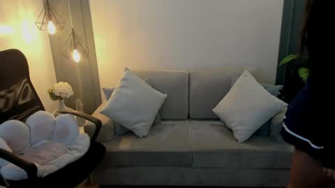 Andre Castaneda online show from May 30, 11:40 am