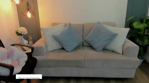 Andre Castaneda online show from June 6, 11:59 am