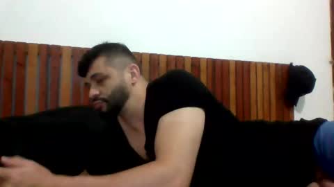 andreloko123 online show from December 2, 3:26 am