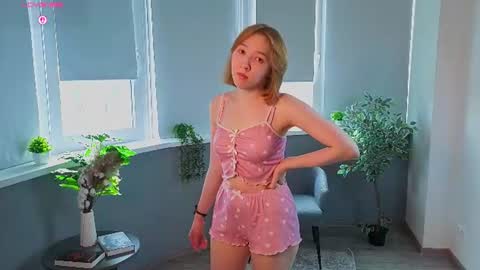 Lina online show from June 12, 1:04 am