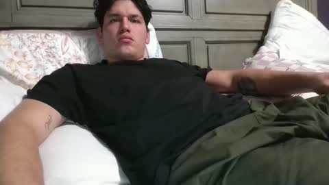 andres817542 online show from February 18, 1:45 am