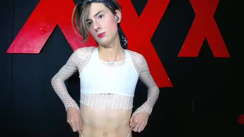 Snapshot of andres992563 chatting on February 17, 2:24 pm Alann online show from February 17, 2:24 pm