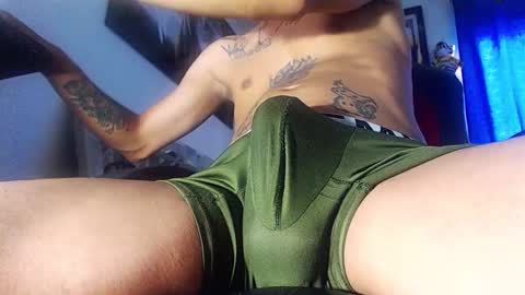 Snapshot of andres_cond chatting on February 19, 8:38 pm Andrs o online show from February 19, 8:38 pm