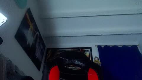 Snapshot of andres_cond chatting on February 20, 6:59 am Andrs o online show from February 20, 6:59 am