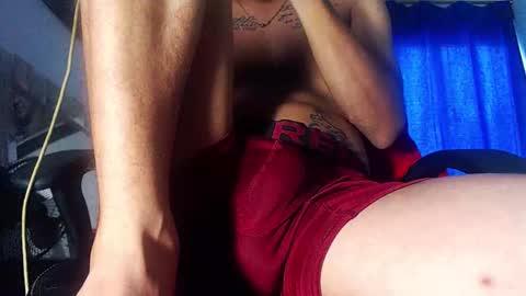 Snapshot of andres_cond chatting on February 26, 12:37 pm Andrs o online show from February 26, 12:37 pm