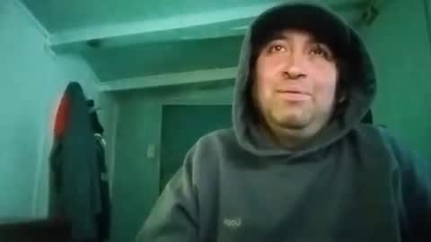 Snapshot of andresby0x chatting on October 11, 2:15 pm andresby0x online show from October 11, 2:15 pm