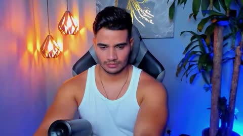 Andres online show from November 2, 2:25 am