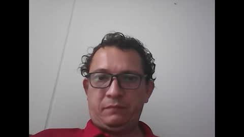 andresfloga online show from November 7, 11:32 am
