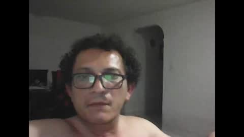 andresfloga online show from November 8, 4:56 am