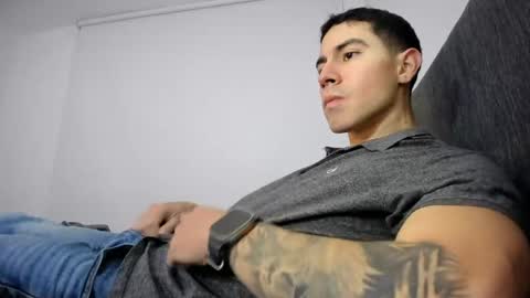 Snapshot of andresjuan92 chatting on June 2, 1:51 am onlyfanscallmegotter online show from June 2, 1:51 am