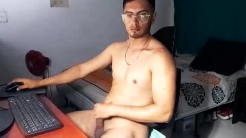 andresvergon85 online show from February 12, 12:16 am