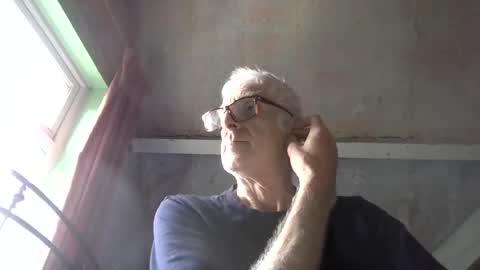 Andrew online show from June 13, 10:57 am