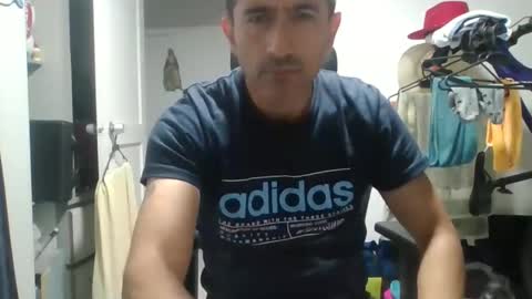 Snapshot of andrew973578 chatting on March 4, 4:51 am andrew973578 online show from March 4, 4:51 am