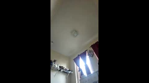 Snapshot of andrew_142600 chatting on March 17, 12:41 pm andrew_142600 online show from March 17, 12:41 pm