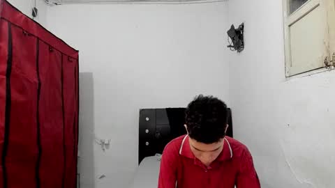 andrew_2811 online show from February 19, 6:31 am