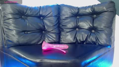 Snapshot of andrew_ag chatting on September 27, 11:37 am Andrew G online show from September 27, 11:37 am