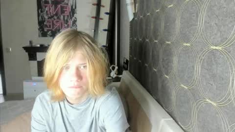 Andrew online show from April 25, 1:41 pm