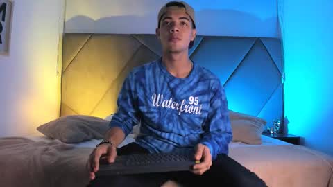 Snapshot of andrew_colleman1 chatting on September 18, 3:41 am Colleman online show from September 18, 3:41 am