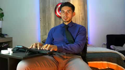 Andrew online show from February 4, 1:55 am