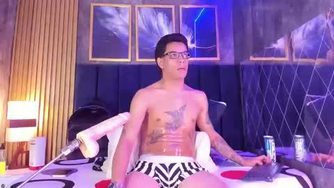 andrew_haalls online show from May 28, 2:58 pm