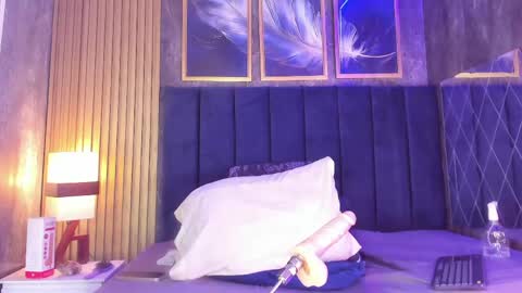 andrew_haalls online show from May 31, 6:09 pm