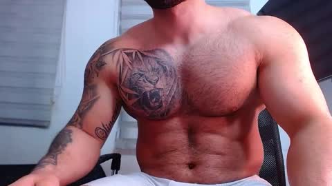 Snapshot of andrew_holden__ chatting on February 18, 12:28 am andrew_holden__ online show from February 18, 12:28 am