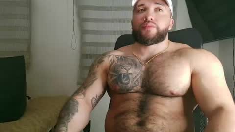 andrew_holden__ online show from July 16, 1:33 am