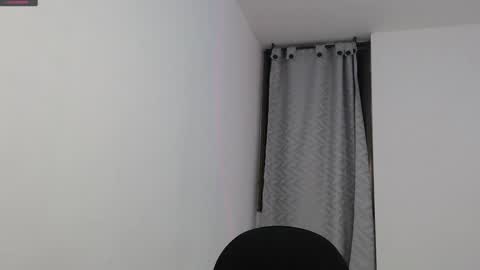 Snapshot of andrew_mathe chatting on December 30, 1:26 am Andrew Mathwes online show from December 30, 1:26 am